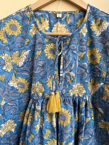 Tunique décontractée à imprimé floral, col profond avec fermeture à cordon, robe longue maxi tissée à la main, haut brodé pour l'extérieur - Product Image 4