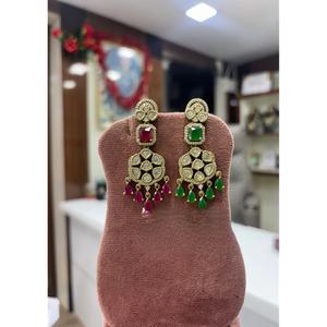 Pendientes Glamurosos de Latón Chapado en Oro de Alta Calidad con Circonitas Brillantes, Estilo Fusion, para Mujer, Ideales para Bodas y Fiestas - Product Image 2
