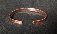 Bracelet manchette en cuivre pur martelé fait main, en métal massif plat, bijou délicat de guérison, finition antique polie pour homme