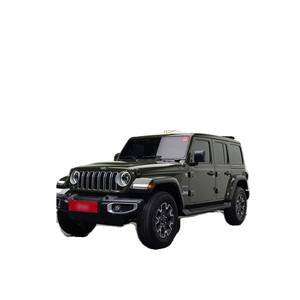 Jeep Wrangler 2.0 Sahara 2024, Techo Descapotable, 4 Puertas, con Caja de Cambios Automática y Cámara Trasera, 17,537 km, Volante a la Izquierda - Product Image 1