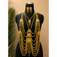 Parure de bijoux exquise pour femme, style bohème, en cuivre plaqué or, pour mariage, fiançailles et fête, comprenant collier et boucles d'oreilles à pampilles en filigrane doré