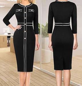 Robe longue sportive élégante vintage à col en V pour femme – Coupe ajustée avec logo personnalisé et badge - Product Image 6