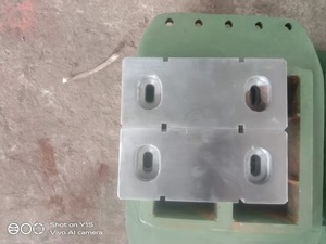 Máquina Automática Hidráulica para Fabricar Ladrillos de 15K |   Tipo Rotatorio |   Cilindro de Prensado de 50 KG |   Molde MS Ram |   Garantía de 1 año - Product Image 2