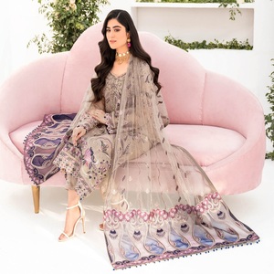 Ramsha Vol เสื้อผ้าอินเดียและปากีสถานปัก M-8สำหรับเจ้าสาว lehnga choli สุดหรู - Product Image 3