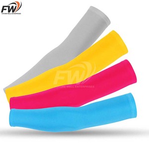 Nouvel ensemble de manchons de bras et masque unisexe pour le cyclisme, la course, la protection UV, le football, le basketball, et autres activités sportives - Product Image 5