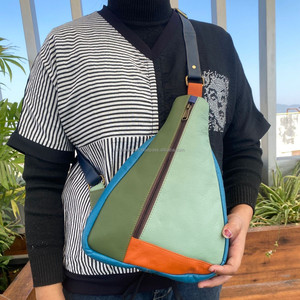 กระเป๋าสะพายข้างหนังรีไซเคิลขนาดใหญ่สำหรับผู้หญิงกระเป๋าคาดอกหนังสีสดใสกันขโมยสำหรับผู้หญิงสินค้าใหม่ - Product Image 3