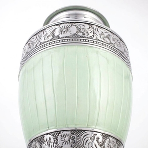 Urne funéraire en aluminium vert menthe avec motif floral papillon et bande argentée pour cendres d'adultes - Souvenir commémoratif de crémation - Vente en gros - Product Image 3