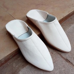 Zapatillas marroquíes de cuero genuino – Unisex, hechas a mano, comodidad artesanal - Product Image 3
