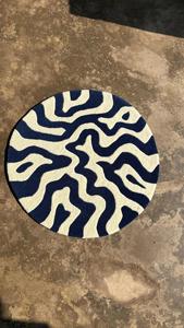 Tapis en laine doux et moelleux, tufté à la main, avec dos antidérapant, personnalisation disponible pour la décoration de chambre - Product Image 3