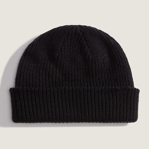 หมวกไหมพรมถักสำหรับฤดูหนาว แบบ unisex เนื้อผ้านุ่ม 100% ผ้าฝ้าย  ทรง Toque ปักลายปะติด  ขอบหมวกปักโลโก้ตามสั่ง หมวกไหมพรมชายหาด - Product Image 2