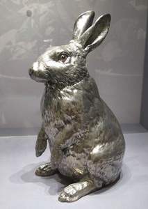 Sculpture de lapin rustique en aluminium moulé, statue décorative en métal pour jardin, patio, pelouse, accent de décoration intérieure - Product Image 6