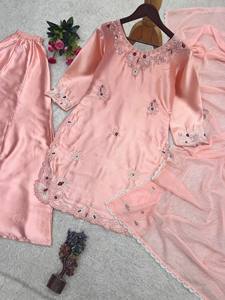 PRESENTING 3 PIECE STYLISH <b>TOP</b> PLAZAA AND DUPATTA WITH BEAUTIFUL EMBROIDERY WORK - Product Image 6