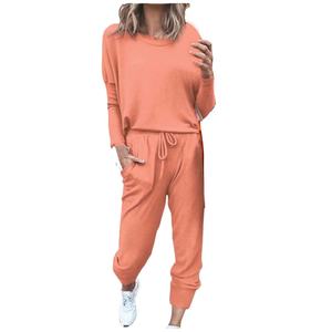 Ensemble 2 pièces pour femmes Vente en gros Logo personnalisé Polyester Coton Ensemble de survêtement décontracté pour femmes Ensembles de vêtements - Product Image 1