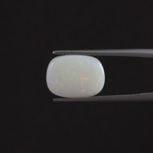 Opale naturelle blanche en vrac, 3,27 carats, taille coussin 13,5x10mm, certifiée IGI, polie, cirée/huileée, excellente qualité - Product Image 1