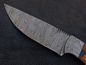 Couteau utilitaire à lame fixe de qualité supérieure, motif Damas, fait main, manche en bois dur mosaïque, lame pleine longueur, étui en cuir, pour le camping en extérieur, OEM - Product Image 2