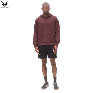 Ensemble de survêtement décontracté 2 pièces de qualité supérieure, disponible en différentes couleurs, pour hommes, avec sweat à capuche demi-zip et short. - Product Image 3