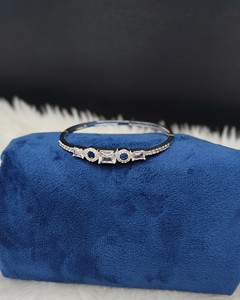 Elegante Pulsera de Piedras Preciosas con Corte Radiante, Brazalete Geométrico con Pavé AD, Joyería de Moda para Mujer, Pulsera para Fiestas, Proveedor de Pulseras - Product Image 6