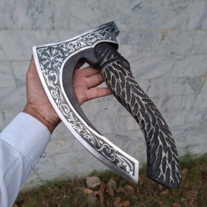 Hacha Vikinga Chimps International de 12 Pulgadas con Cabeza de Acero de Alto Carbono y Mango de Madera Tallado con Runa Vegvisir |   Cortador de Pizza Tipo Hacha para Hacer en Casa - Product Image 2
