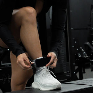 Sangles de cheville respirantes et réglables en Spandex et Nylon, rembourrées, pour une protection professionnelle unisexe, idéales pour les machines à câble de gym et le soutien pendant l'entraînement - Product Image 5