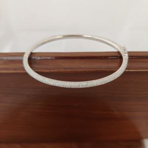 Bracelet Revalia pour femme en argent sterling 925 micro-pavé de diamants, classique, plaqué argent, minimaliste, élégant, pour soirée, design de créateur - Product Image 1