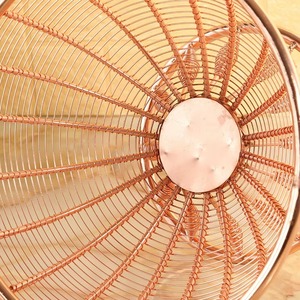 Líneas y estructura elegantes que realzan la estética general de la cocina. La cesta de metal para frutas se adapta fácilmente a cocinas pequeñas o grandes. - Product Image 6