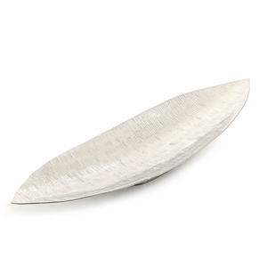 Bol de service élégant en aluminium pour marque privée, idéal pour une salle à manger stylée, rehaussant l'intérieur avec une touche décorative fonctionnelle. - Product Image 6