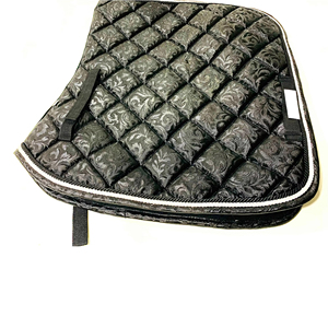 Fabricant de tapis de selle pour chevaux, toutes tailles et couleurs disponibles au meilleur prix, tissu satiné, tapis de selle d'équitation pour le saut d'obstacles. - Product Image 4