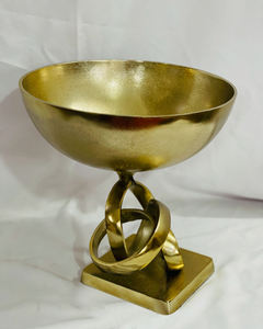 ชามเสิร์ฟอะลูมิเนียมหล่อแบบประณีต สำหรับการเสิร์ฟแบบดั้งเดิม ตกแต่งด้วยงานโลหะที่ละเอียดอ่อนและรูปลักษณ์ที่สวยงาม - Product Image 3