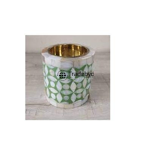 Porte-bougie décoratif de luxe en os incrusté, accent de table par Tradebyd - Product Image 3