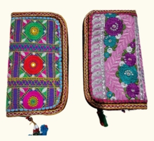 Handcrafted Floral Embroidered Boho Style Clutch Wallet Featuring Cotton Lining Durable Zipper Closure and Portable Design - Product Image 2