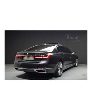 BMW Serie 7 740Li XDrive Enero 2022 34,766 km Volante a la Izquierda Caja de Cambios Automática Asientos de Cuero Diseño Pura Excelencia - Product Image 2