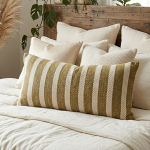 Housse de coussin lombaire longue tissée à la main vert sauge et ivoire, à rayures verticales texturées, pour lit et canapé, décorative - Product Image 2