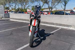 Producto TOP en 2024: Kovve Moto 450 Raally Pro Race, Listo para Usar - Product Image 4