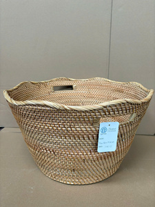 Round Handwoven Rattan <b>Storage</b> <b>Basket</b> with Handles <b>Large</b> Capacity Natural <b>Basket</b> Eco Friendly Laundry <b>Basket</b> Toy <b>Storage</b> OEM ODM - Product Image 1