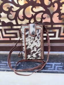 <b>Phone</b> Purse Handbag Real Cowhide Genuine <b>Leather</b> New Designer Sling <b>Bag</b> Wristlet <b>Bag</b> With Shoulder Strap Women's Sling <b>Bag</b> - Product Image 5