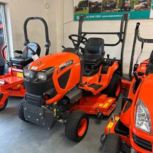 Tractor Cortacésped de 25 HP con Motor Diésel, Caja de Cambios, Bomba y Plataforma de Corte Ancha para Jardinería Comercial, 4x4 - Product Image 1