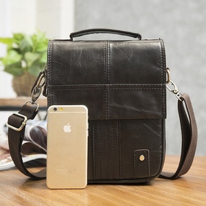 Sac messager en cuir pour femme, design multi-compartiments, étanche, sangle réglable, service OEM, usage quotidien - Product Image 2