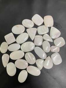 Coquillages naturels en nacre blanche, pierres précieuses brutes polies, cabochons organiques irisés, vente en gros de pierres en vrac pour la fabrication de bijoux - Product Image 2
