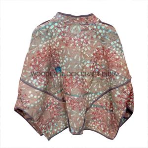 เสื้อแจ็คเก็ตผ้าฝ้ายพิมพ์ลายบาติก แขนสามส่วน ทรงหลวม ระบายอากาศได้ดี เป็นมิตรกับสิ่งแวดล้อม เหมาะสำหรับใส่ในฤดูใบไม้ผลิและฤดูใบไม้ร่วง - Product Image 4