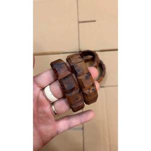 Bracelet léger en bois d'agar naturel JIEYOU VIET NAM, design élégant fait main, perles, pour usage quotidien - Product Image 1