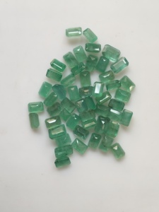 Esmeralda Natural Sakota, Corte Octogonal de 6x4MM, Gemas Sueltas de la Mejor Calidad para Joyería - Product Image 2