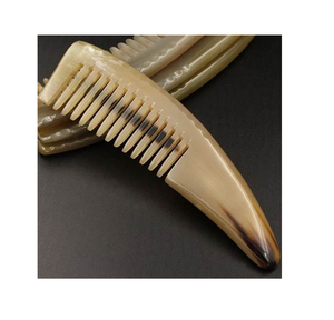 Peigne en corne de buffle, fournisseur en gros, artisanat naturel, cadeaux, peigne élégant pour hommes, peigne en corne de buffle à dents fines - Product Image 1