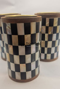 Elegante Portavelas con Incrustaciones de Madreperla, Decoración de Hogar Hecha a Mano de Lujo por Tradebyd - Product Image 2