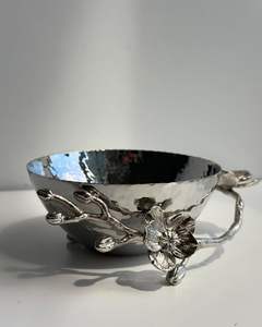 Bol de service élégant en acier inoxydable poli, qualité alimentaire, ensemble de 24 pièces pour les occasions festives avec un attrait décoratif attrayant - Product Image 4