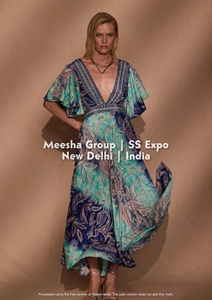 Robe longue maxi pour femme à col en V profond avec nœud à nouer dans le dos, imprimé floral, style bohème fluide, avec manches volantées, assortiment varié - Product Image 5