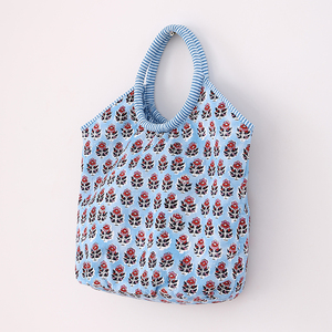 <span class=keywords><strong>Sac</strong></span> à <span class=keywords><strong>bandoulière</strong></span> à imprimé floral, cadeau en gros pour elle, <span class=keywords><strong>sac</strong></span> Bondi floral, <span class=keywords><strong>sac</strong></span> fourre-tout en toile léger et surdimensionné - Product Image 4