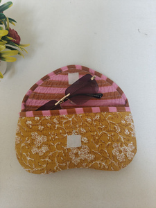 Étui à lunettes souple à imprimé floral jaune avec bordure rose, pochette rectangulaire tendance pour femme - Product Image 3