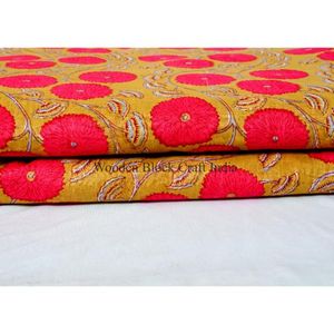 Tela de Algodón Ligera y Ecológica con Estampado Floral, Tela Tejida a Mano India Multicolor para Bolsos y Camisas - Product Image 6