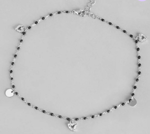 Seaila Bracelet de cheville en argent sterling 925 plaqué rhodium avec perles noires et breloques cœur en zircon cubique, réglable, minimaliste, bijou de pied tendance pour femme - Product Image 1