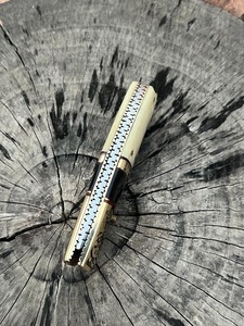 Cuchillo de bolsillo multifunción de acero inoxidable de Damasco 440C hecho a mano personalizado mango de hueso cuchillo de uso diario OEM disponible - Product Image 3